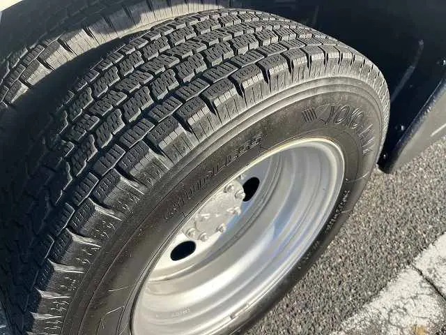 いすゞ エルフ TKG-NJS85A(4WD)の写真26