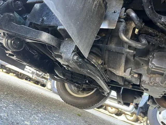 いすゞ エルフ TKG-NJS85A(4WD)の写真35