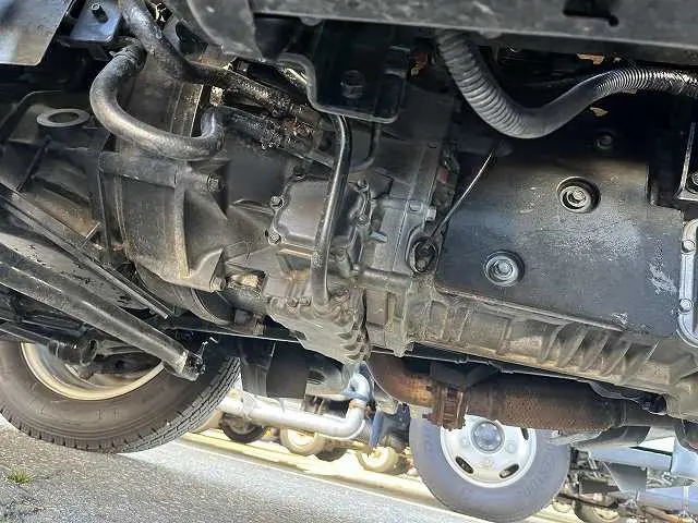 いすゞ エルフ TKG-NJS85A(4WD)の写真36