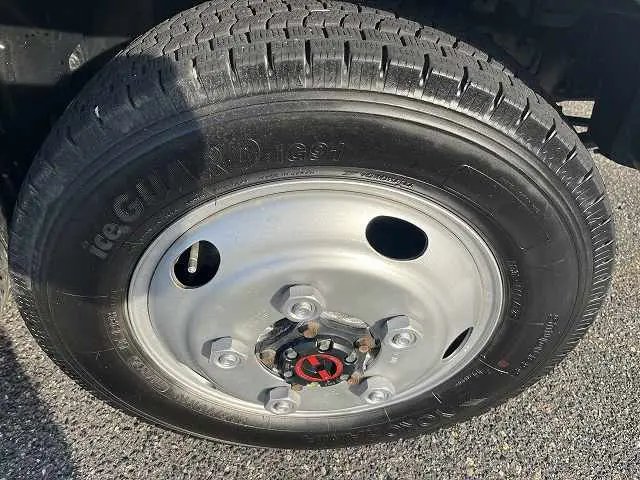 いすゞ エルフ TKG-NJS85A(4WD)の写真41