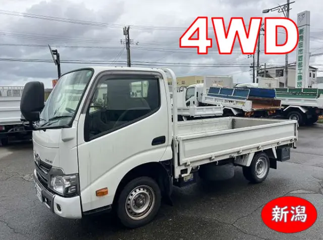 トヨタ ダイナ LDF-KDY281(4WD)の写真1