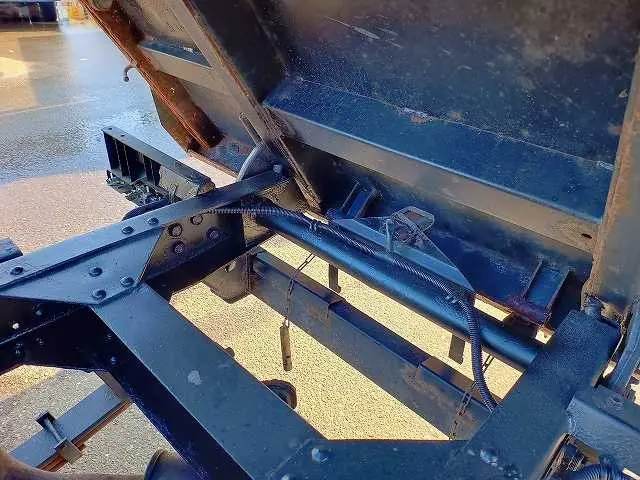 いすゞ エルフ TDG-NKS85AN(4WD)の写真27