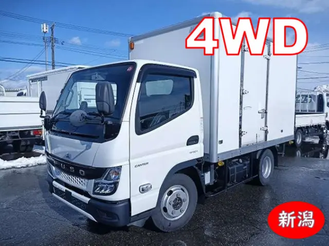 三菱 キャンター 2TG-FDA00(4WD)の写真1