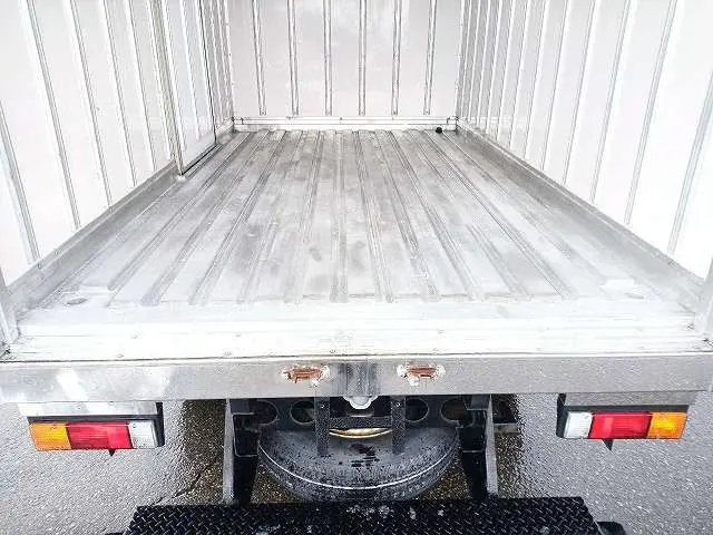 三菱 キャンター 2TG-FDA00(4WD)の写真12