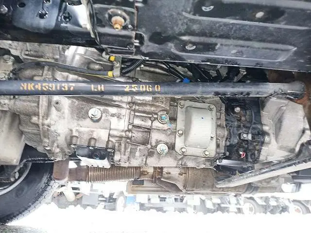 三菱 キャンター 2TG-FDA00(4WD)の写真30