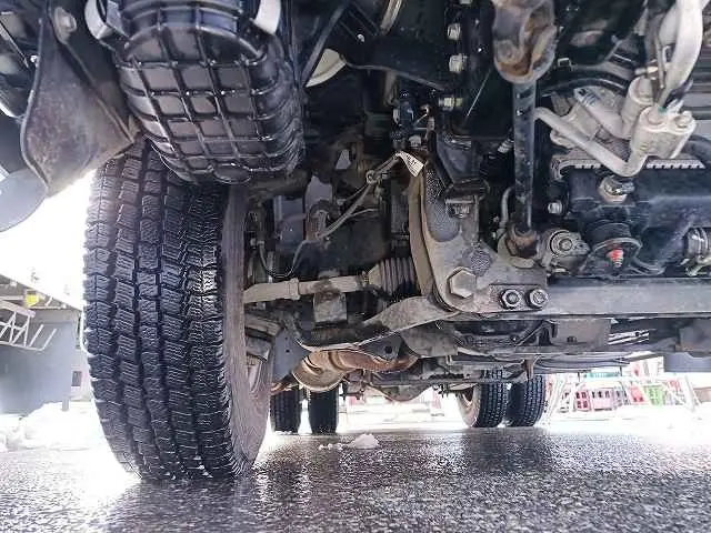 三菱 キャンター 2TG-FDA00(4WD)の写真34