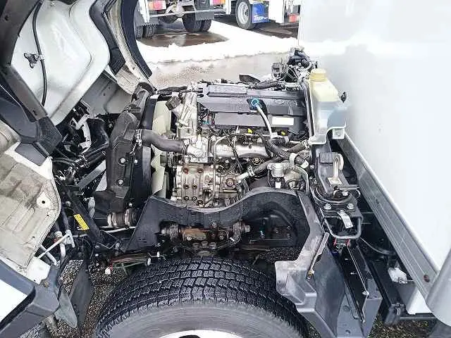 三菱 キャンター 2TG-FDA00(4WD)の写真43