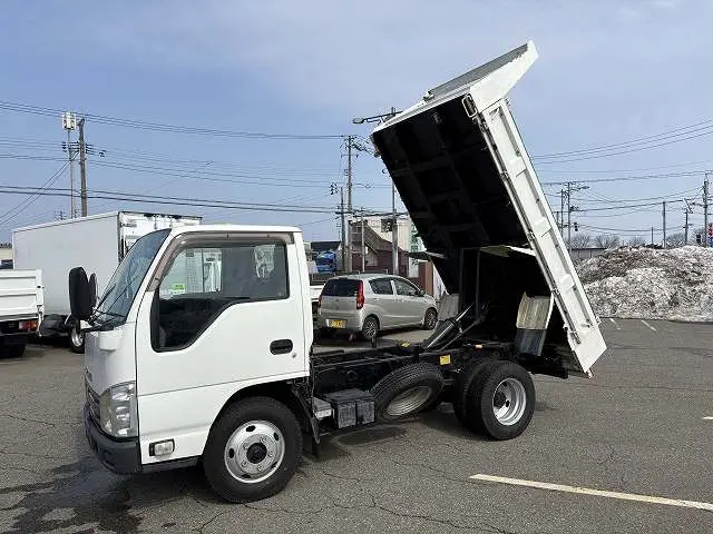 いすゞ エルフ TKG-NJR85ANの写真1