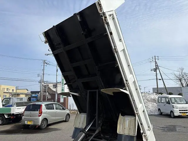 いすゞ エルフ TKG-NJR85ANの写真14