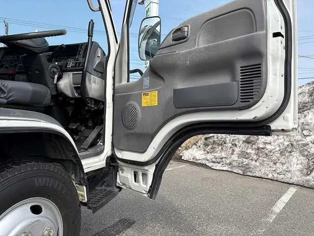 いすゞ エルフ TKG-NJR85ANの写真46