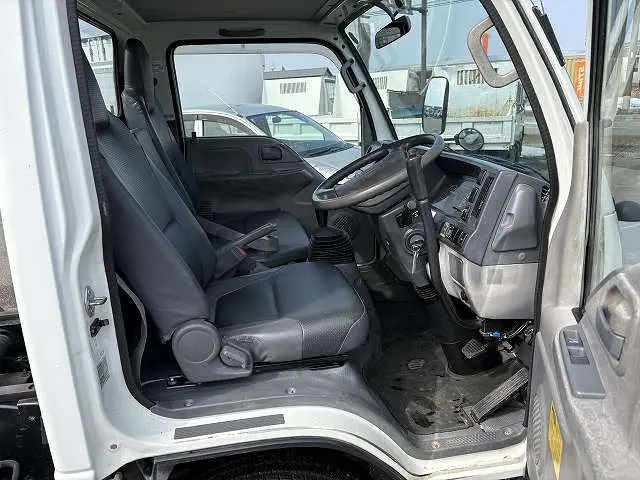 いすゞ エルフ TKG-NJR85ANの写真48