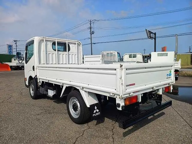 三菱 キャンターガッツ TKG-BSZ5F24(4WD)の写真4