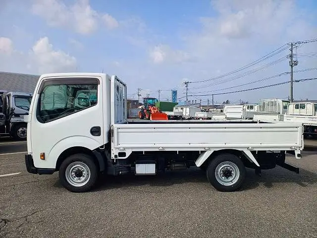 三菱 キャンターガッツ TKG-BSZ5F24(4WD)の写真17