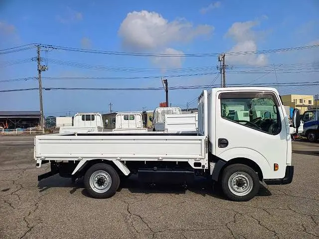 三菱 キャンターガッツ TKG-BSZ5F24(4WD)の写真18