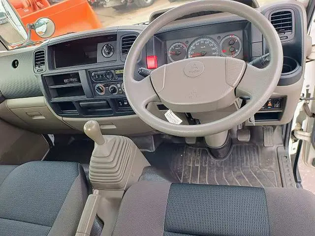 三菱 キャンターガッツ TKG-BSZ5F24(4WD)の写真45