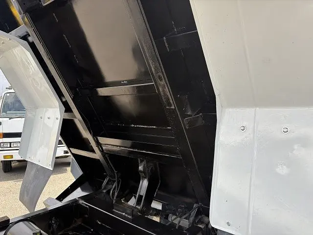 いすゞ フォワード TKG-FRR90S1の写真16