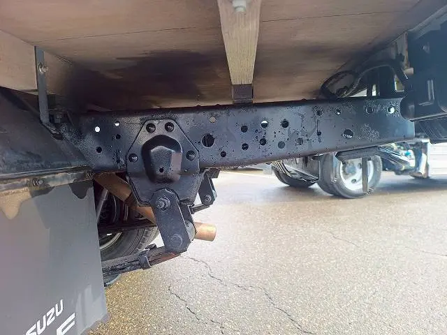 いすゞ エルフ TRG-NHS85A(4WD)の写真19