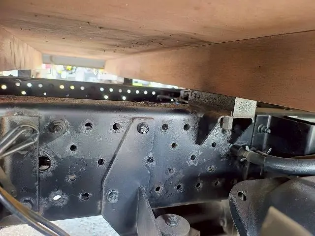 いすゞ エルフ TRG-NHS85A(4WD)の写真21