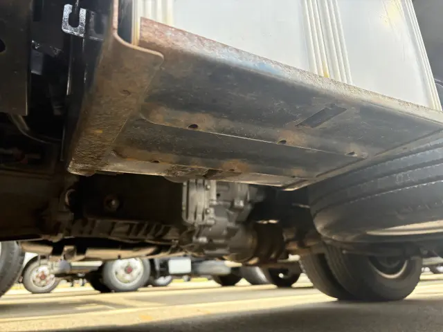 いすゞ エルフ TRG-NHS85A(4WD)の写真26