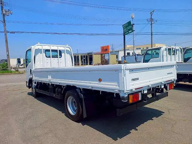 マツダ タイタン 2RG-LMS88AR(4WD)の写真4