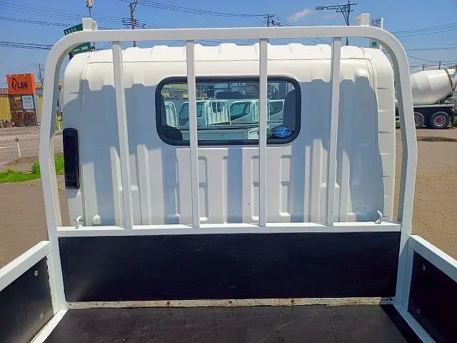 マツダ タイタン 2RG-LMS88AR(4WD)の写真6