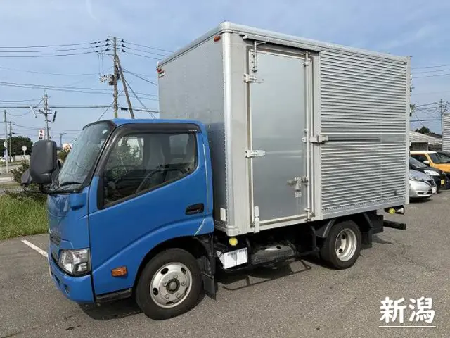 日野 デュトロ TKG-XZU605Mの写真1
