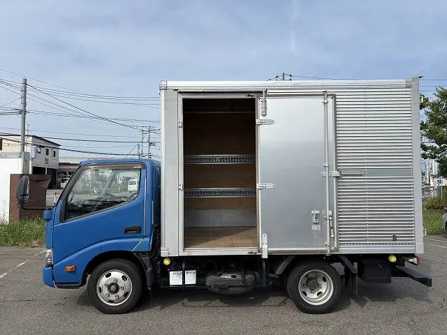 日野 デュトロ TKG-XZU605Mの写真5