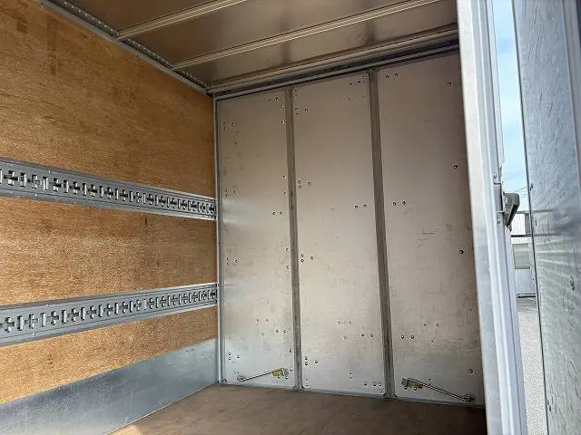 日野 デュトロ TKG-XZU605Mの写真10