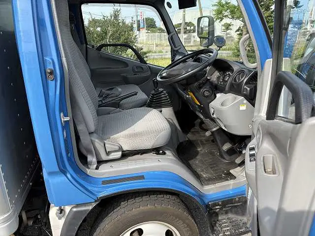 日野 デュトロ TKG-XZU605Mの写真48