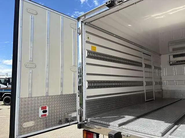 いすゞ エルフ 2RG-NPR88ANの写真13