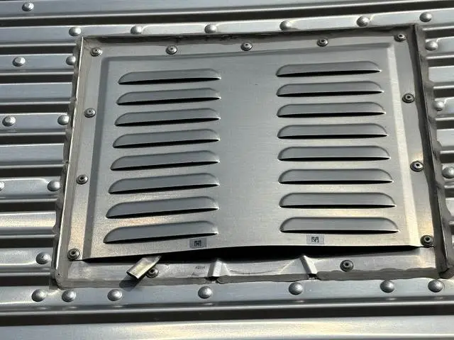 いすゞ エルフ TRG-NMR85ANの写真7