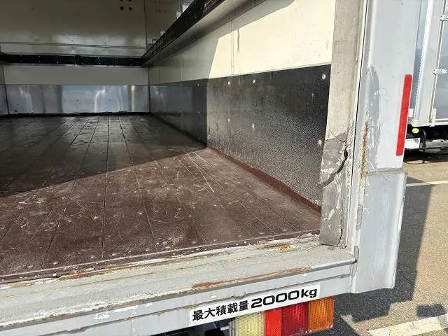 いすゞ エルフ TRG-NMR85ANの写真11