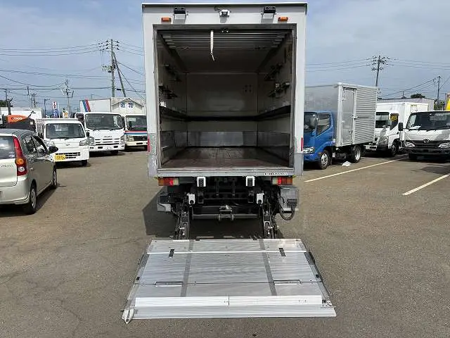 いすゞ エルフ TRG-NMR85ANの写真13