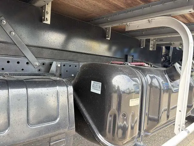 いすゞ エルフ TRG-NMR85ANの写真22