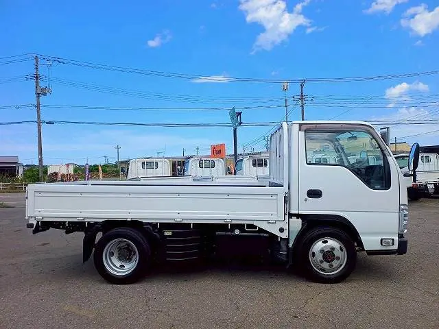 いすゞ エルフ TKG-NJS85A(4WD)の写真6