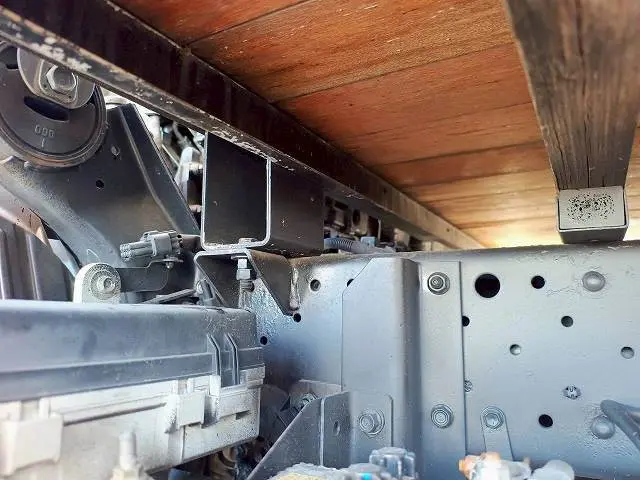 いすゞ エルフ TKG-NJS85A(4WD)の写真13