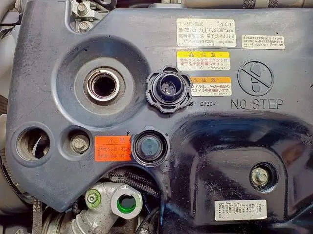 いすゞ エルフ TKG-NJS85A(4WD)の写真32