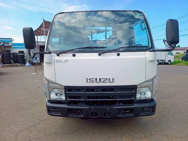 いすゞ エルフ TKG-NJS85A(4WD)の写真39