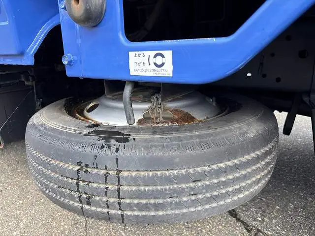 いすゞ エルフ TRG-NHS85A(4WD)の写真19