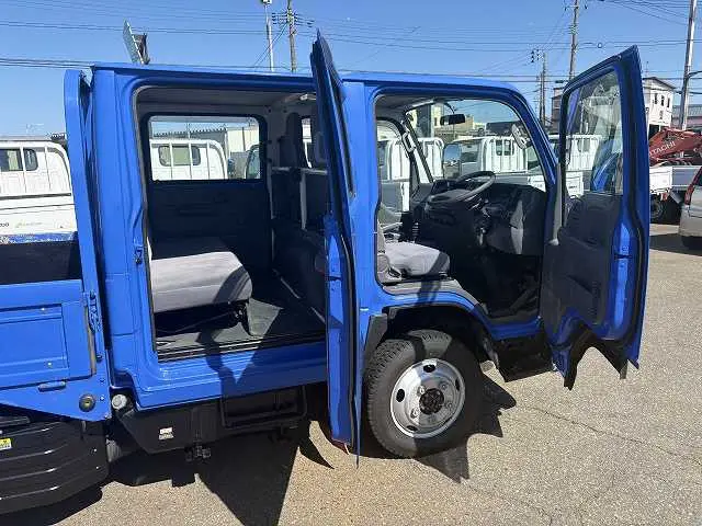 いすゞ エルフ TRG-NHS85A(4WD)の写真46