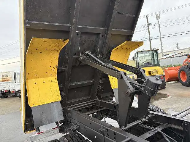 日野 レンジャー ADG-FX7JDWA(4WD)の写真16