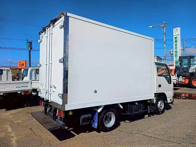 いすゞ エルフ TPG-NJR85ANの写真3