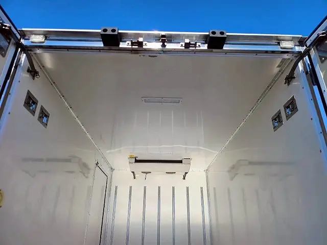 いすゞ エルフ TPG-NJR85ANの写真10