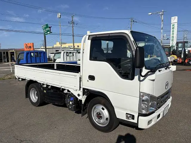 マツダ タイタン 2RG-LKS88A(4WD)の写真2