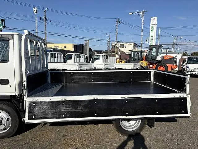 マツダ タイタン 2RG-LKS88A(4WD)の写真9