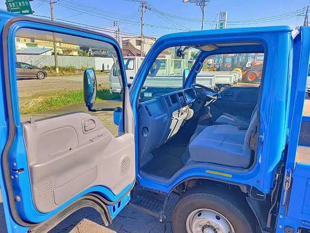 いすゞ エルフ TRG-NJR85Aの写真49