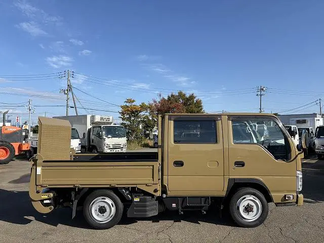 いすゞ エルフ TRG-NHS85A(4WD)の写真6