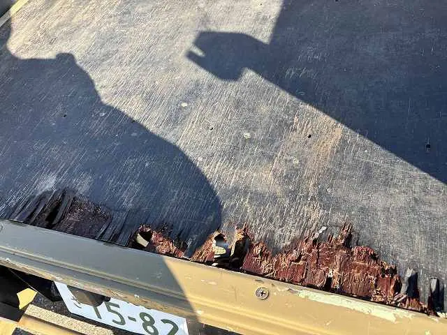 いすゞ エルフ TRG-NHS85A(4WD)の写真10