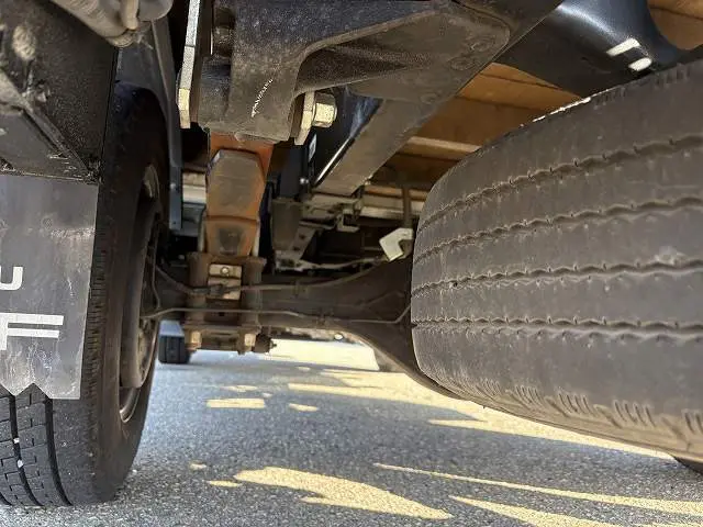 いすゞ エルフ TRG-NHS85A(4WD)の写真21