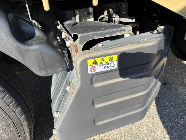 いすゞ エルフ TRG-NHS85A(4WD)の写真24